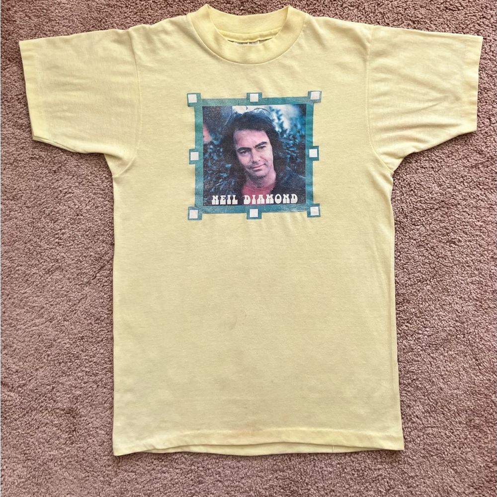 RARE 1 Of 1 On Posh Vintage 1976 Neil Diamond T-Shirt USA Size S 34-36 Yellow
